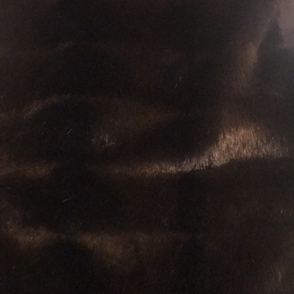 MICHAEL KORS FAUX FUR VEST NWOT LARGE - Picture 9 of 16